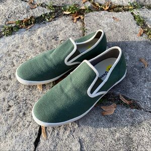 NWT Seavees Baja Slip-on Women’s Size 9